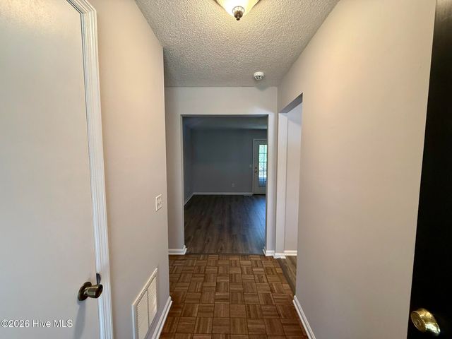 211 Tartan Trail, Southern Pines, NC 28387