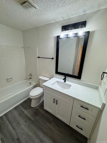14343 Judson Rd Apt 1002, San Antonio, TX 78233