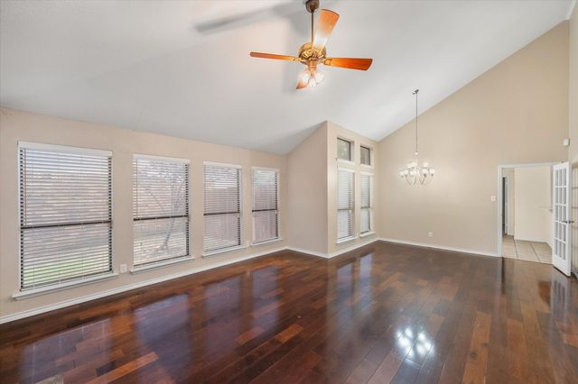 4056 La Costa Court, Irving, TX 75038