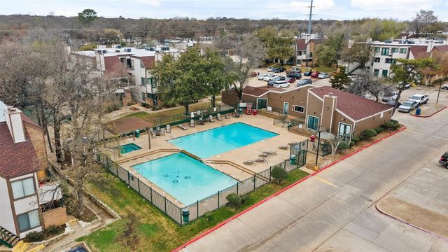 2314 Bamboo Drive I110, Arlington, TX 76006