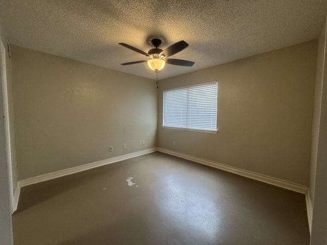 2314 Bamboo Drive I110, Arlington, TX 76006