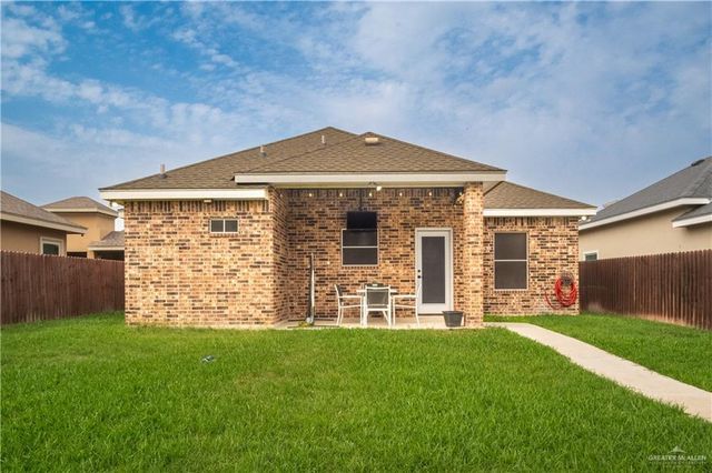 2512 E Imperial Oaks Drive Drive, Alton, TX 78573