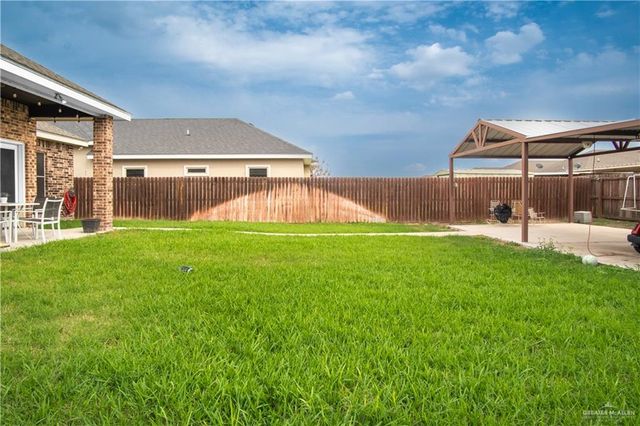 2512 E Imperial Oaks Drive Drive, Alton, TX 78573