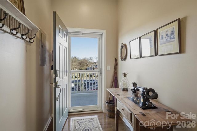 406B E Union Street, Morganton, NC 28655