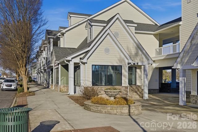 406B E Union Street, Morganton, NC 28655