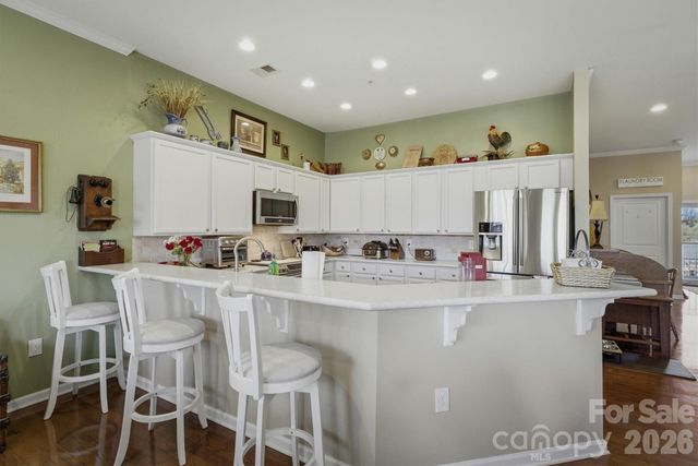 406B E Union Street, Morganton, NC 28655