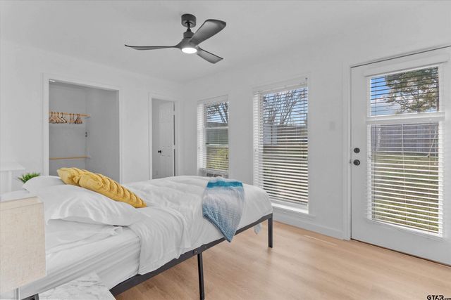 10801 Harvest Wood Dr, Tyler, TX 75703