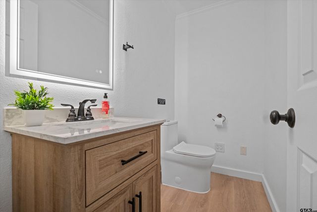 10801 Harvest Wood Dr, Tyler, TX 75703