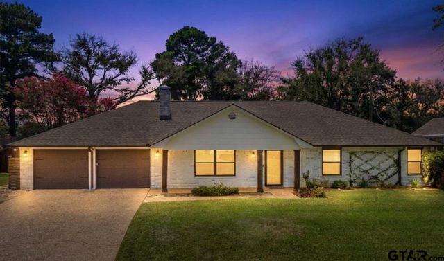 10801 Harvest Wood Dr, Tyler, TX 75703