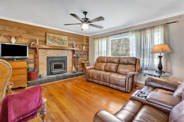 1700 Aqua Road, Madison, GA 30650