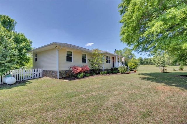 1700 Aqua Road, Madison, GA 30650
