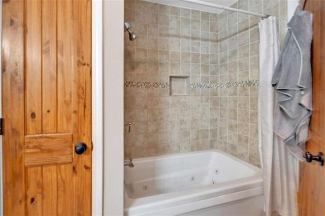 1700 Aqua Road, Madison, GA 30650