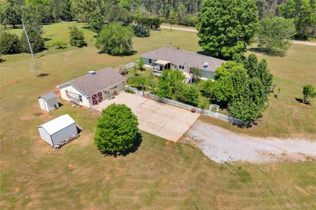 1700 Aqua Road, Madison, GA 30650