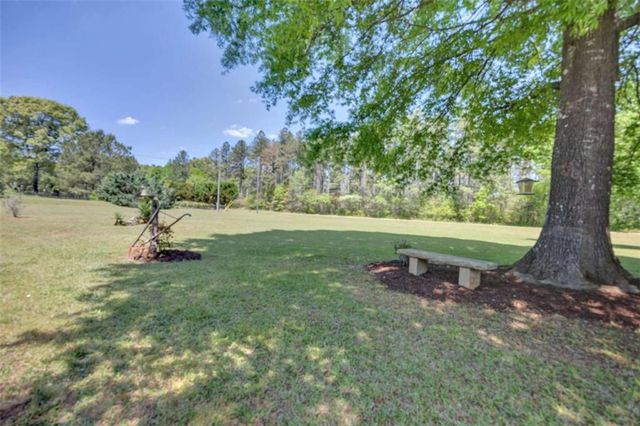 1700 Aqua Road, Madison, GA 30650