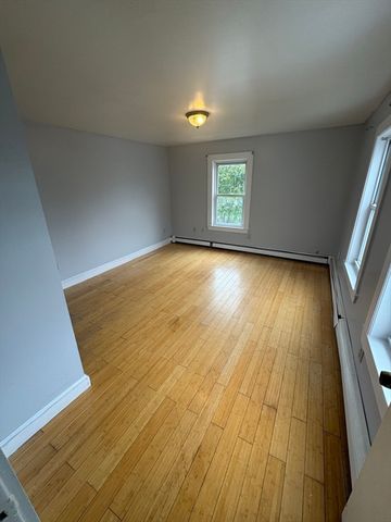 41 Carleton Ave 2, Brockton, MA 02301