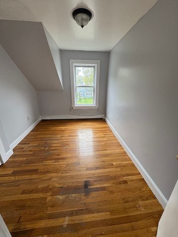 41 Carleton Ave 2, Brockton, MA 02301