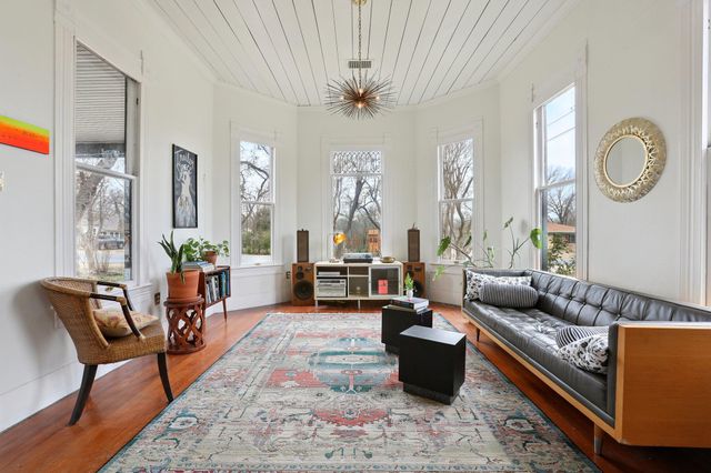 109 Taylor RD, Elgin, TX 78621