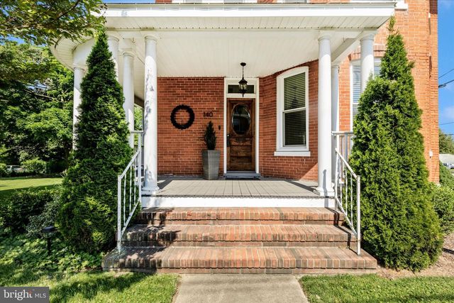 140 N GRANT ST, Waynesboro, PA 17268
