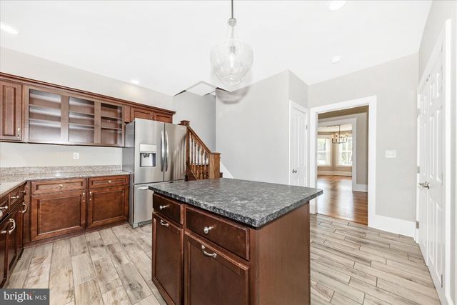 140 N GRANT ST, Waynesboro, PA 17268