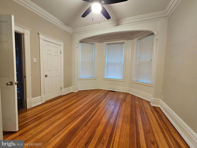 140 N GRANT ST, Waynesboro, PA 17268