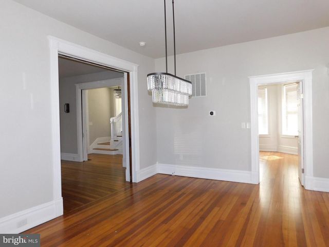 140 N GRANT ST, Waynesboro, PA 17268