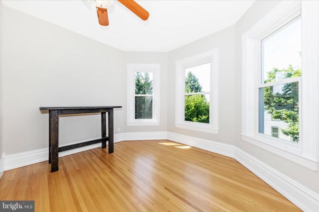 140 N GRANT ST, Waynesboro, PA 17268