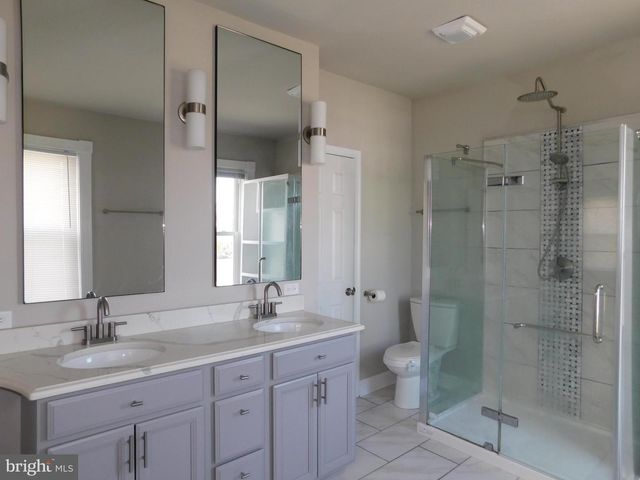 140 N GRANT ST, Waynesboro, PA 17268