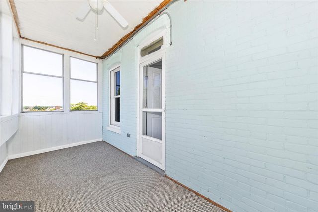 140 N GRANT ST, Waynesboro, PA 17268
