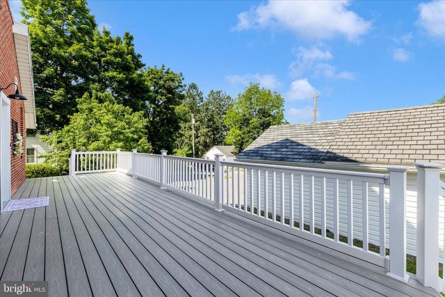 140 N GRANT ST, Waynesboro, PA 17268