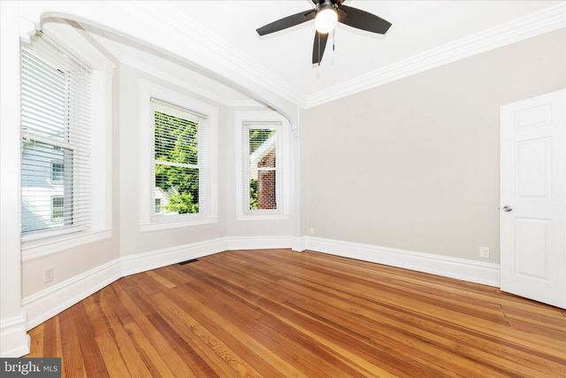 140 N GRANT ST, Waynesboro, PA 17268