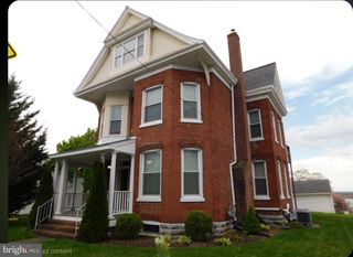 140 N GRANT ST, Waynesboro, PA 17268