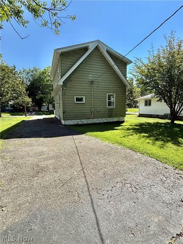 41 Dewhurst Avenue, Bedford, OH 44146