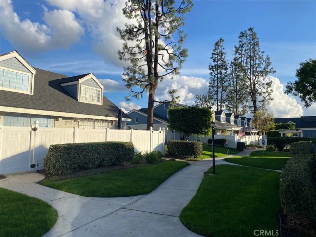 805 W Grondahl B, Covina, CA 91722