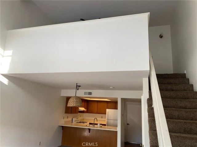 805 W Grondahl B, Covina, CA 91722