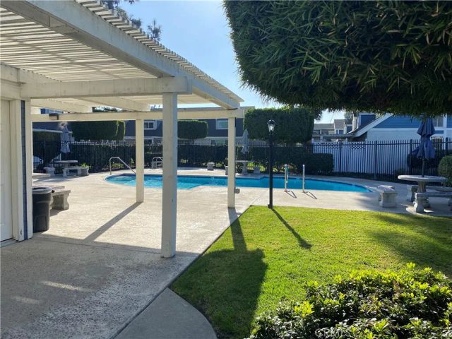 805 W Grondahl B, Covina, CA 91722