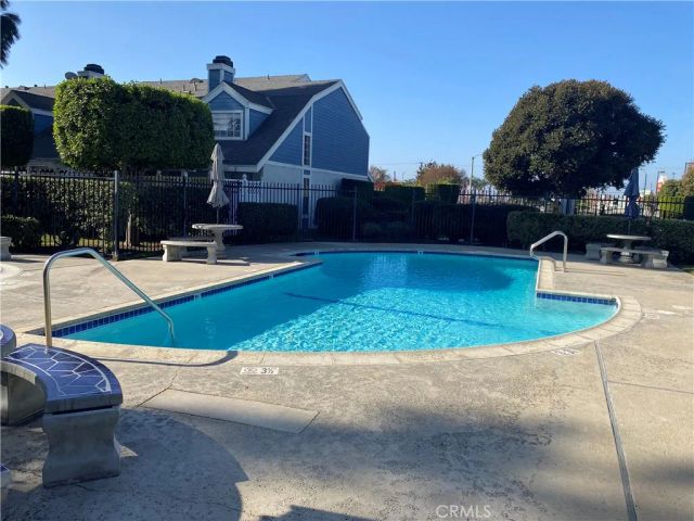 805 W Grondahl B, Covina, CA 91722