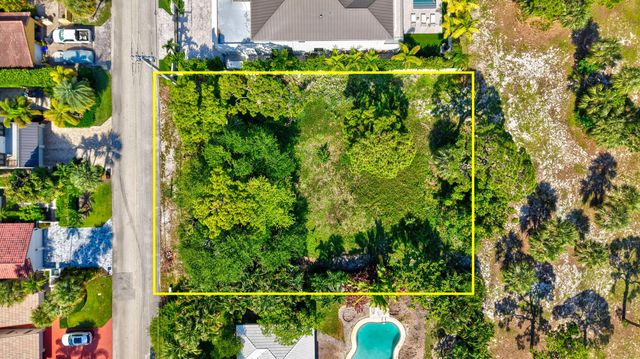 442 E Royal Palm Road, Boca Raton, FL 33432