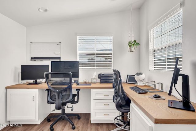 1225 E SELDON Lane, Phoenix, AZ 85020