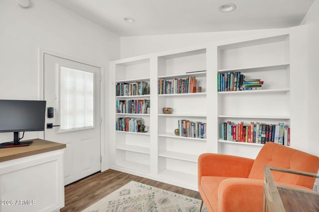 1225 E SELDON Lane, Phoenix, AZ 85020