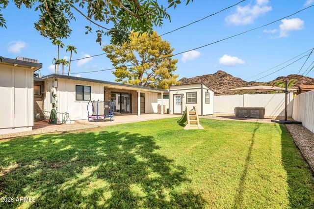 1225 E SELDON Lane, Phoenix, AZ 85020