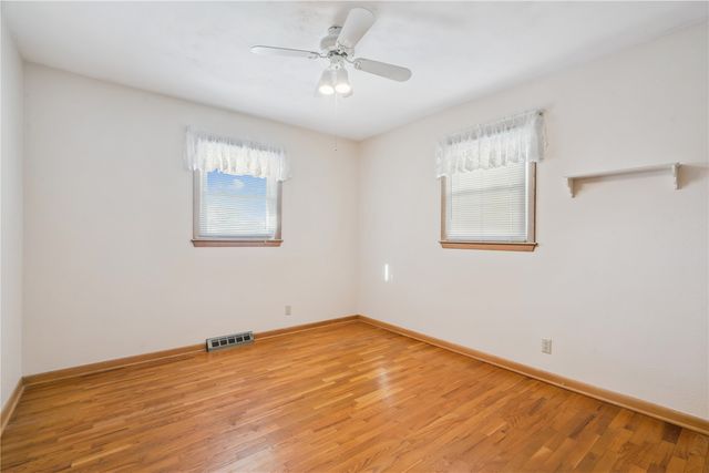 3013 Sue Lane NW, Cedar Rapids, IA 52405