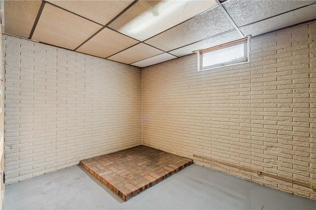 3013 Sue Lane NW, Cedar Rapids, IA 52405