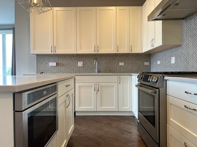 2303 W Wilcox Street 4N, Chicago, IL 60612