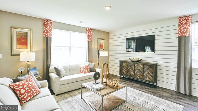 11 BUTTERCUP CIR, Elkton, MD 21921