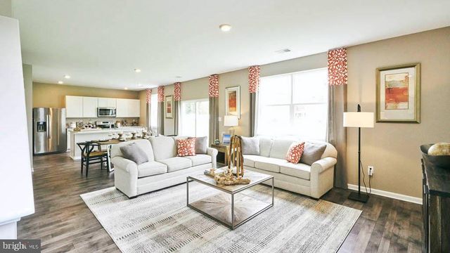 11 BUTTERCUP CIR, Elkton, MD 21921