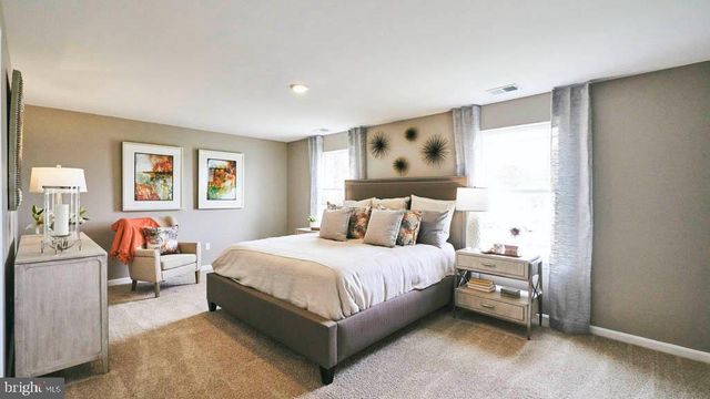 11 BUTTERCUP CIR, Elkton, MD 21921
