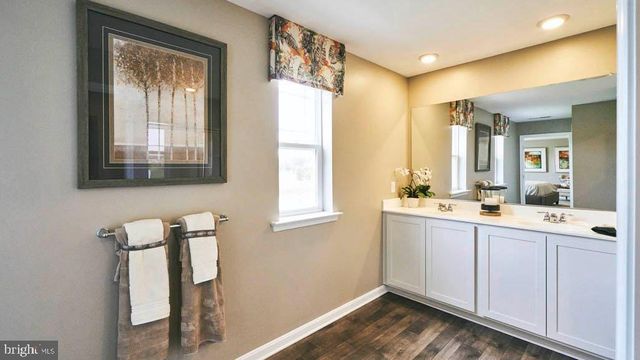 11 BUTTERCUP CIR, Elkton, MD 21921