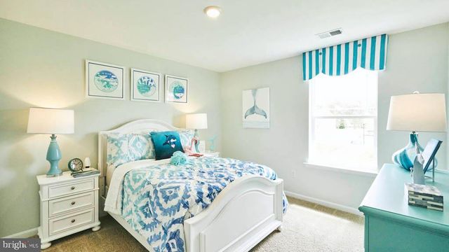 11 BUTTERCUP CIR, Elkton, MD 21921