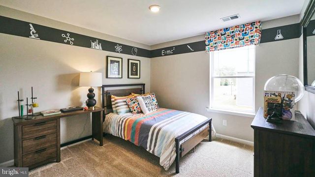 11 BUTTERCUP CIR, Elkton, MD 21921