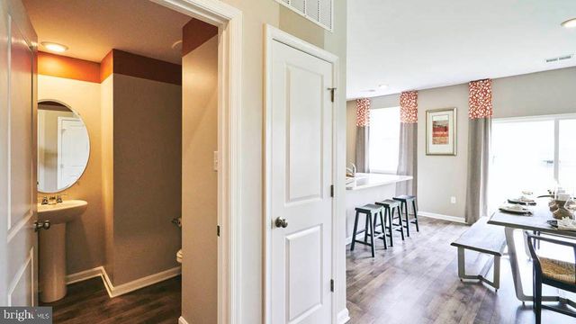 11 BUTTERCUP CIR, Elkton, MD 21921